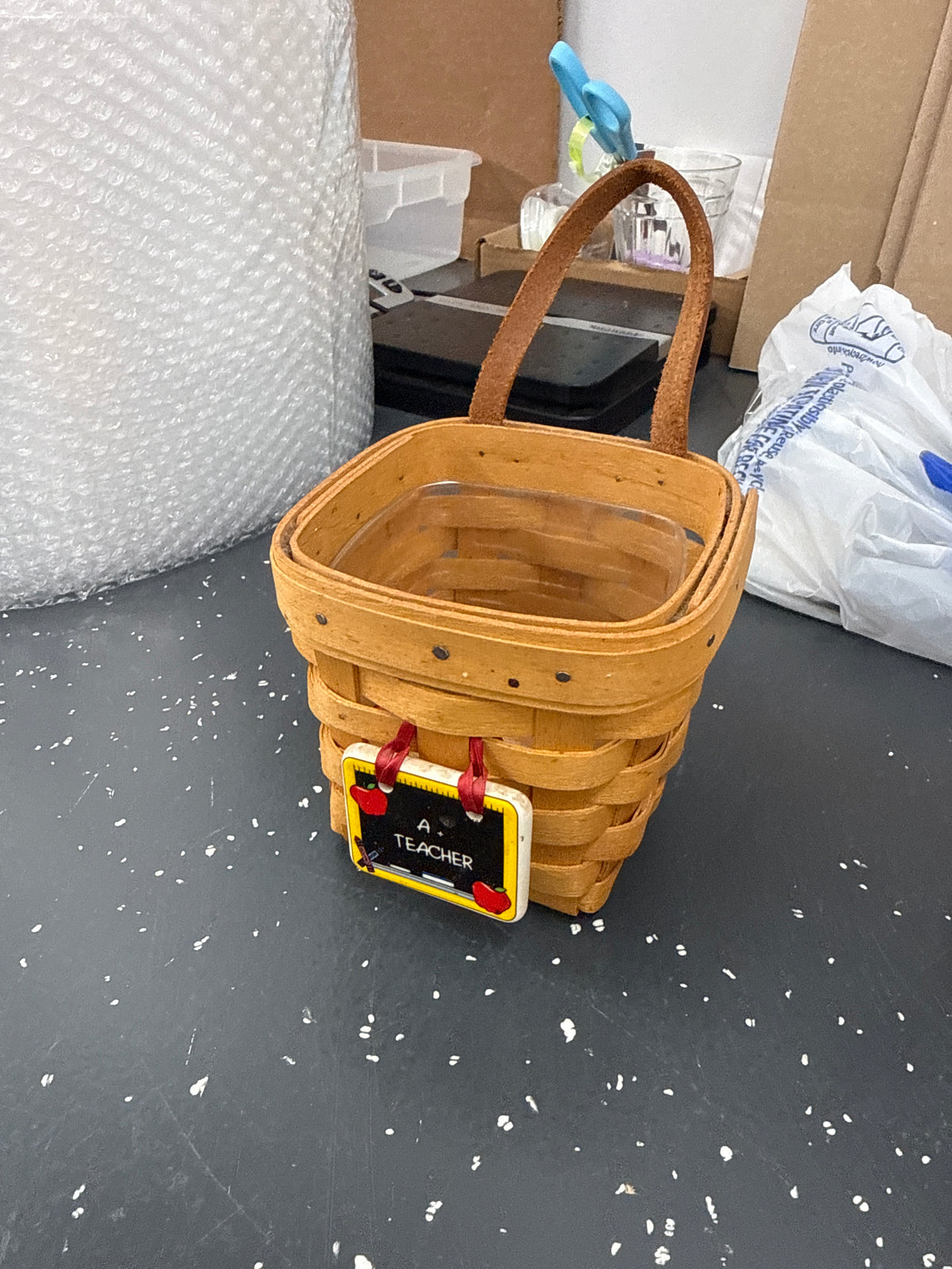 Longaberger chives basket with protector and tie on