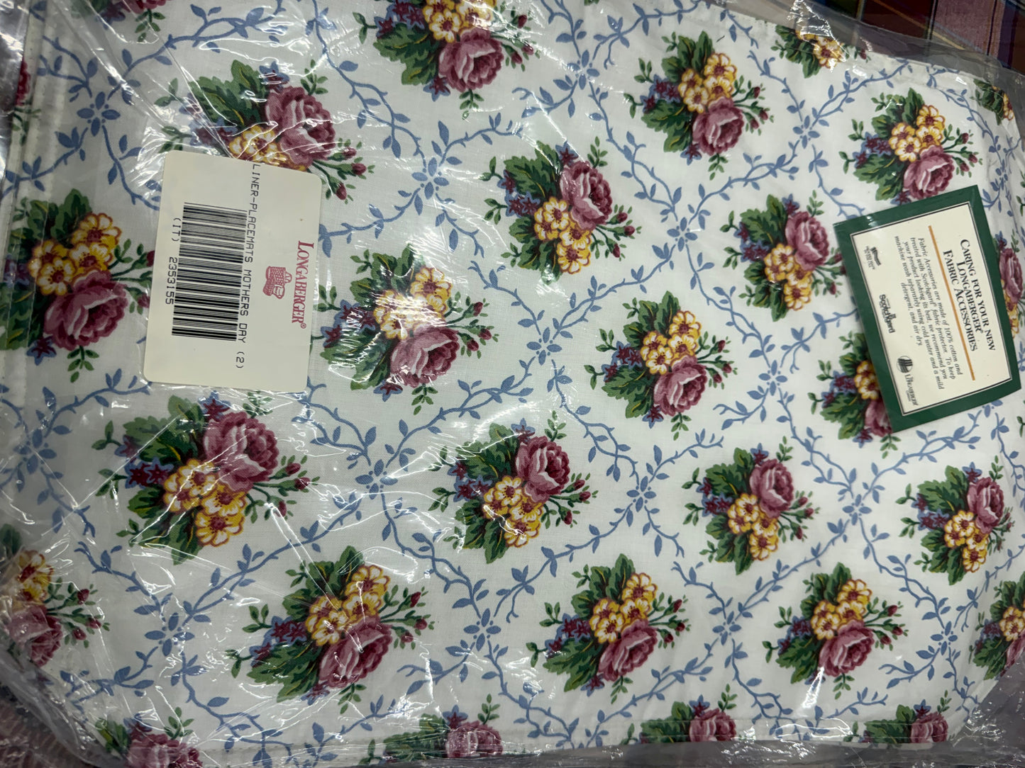 Longaberger set of 2 placemats in Mother’s Day