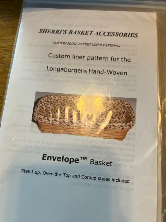 Pattern envelope liner