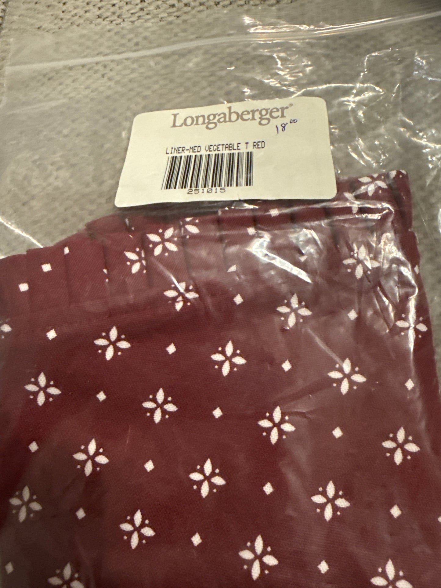 Longaberger medium vegetable liner in traditional red