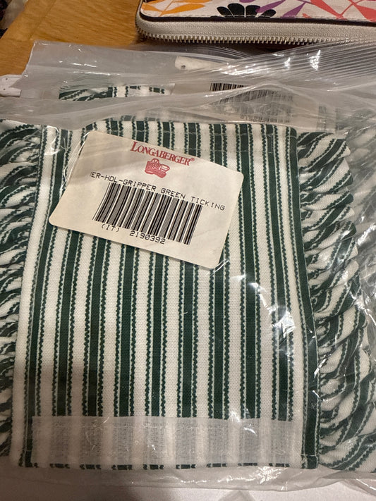 Longaberger handle gripper in green ticking