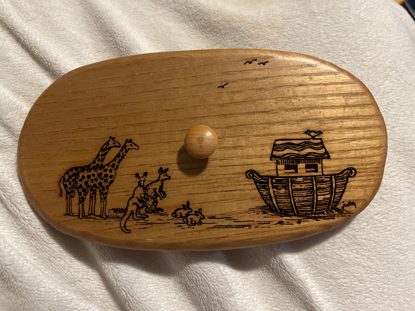 K.S. Lanam 7.5”x4” rectangular lid