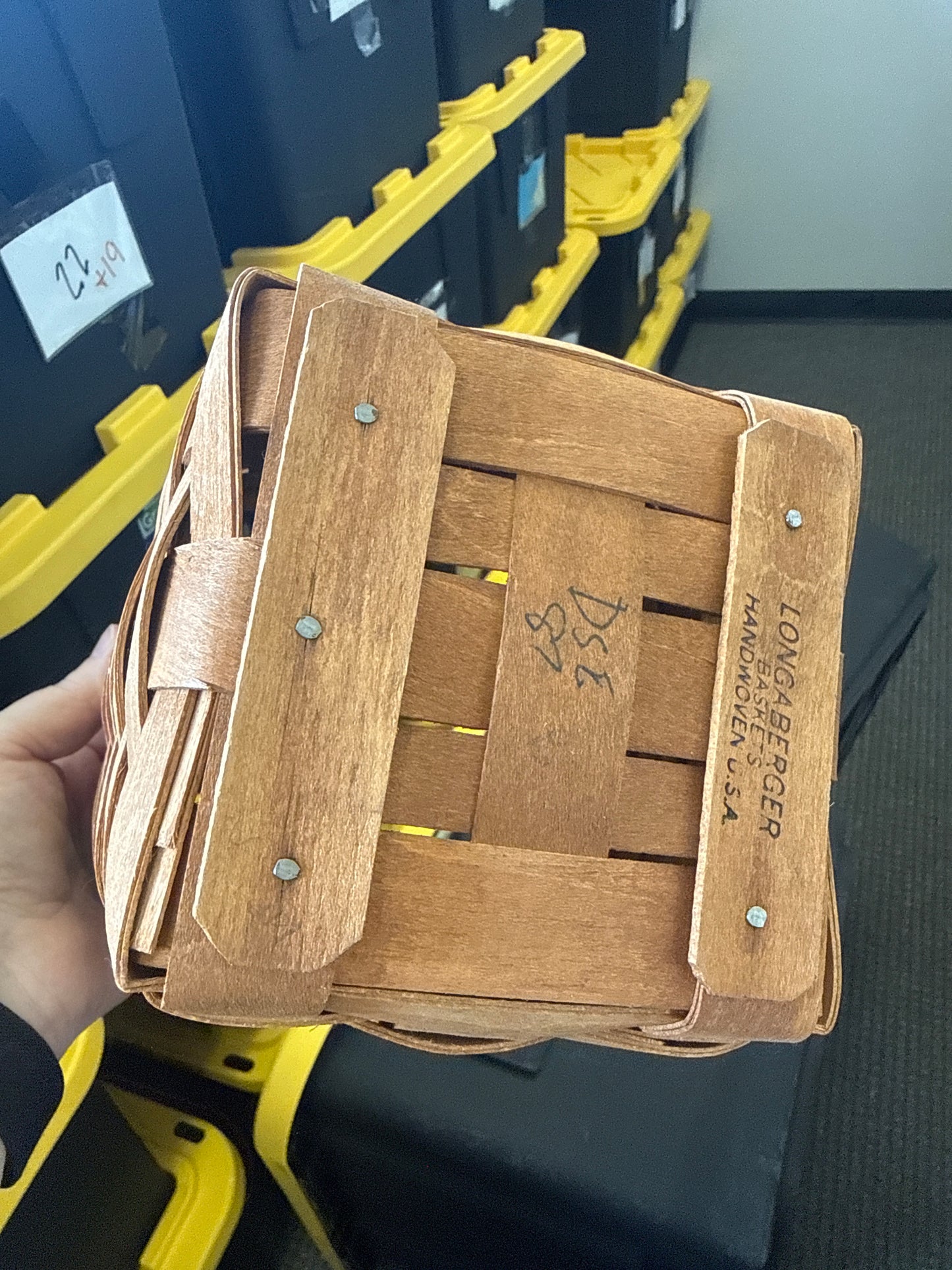 Longaberger large peg basket