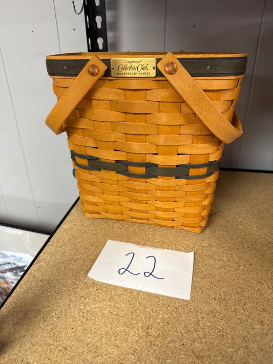 Longaberger collectors club membership basket with protector