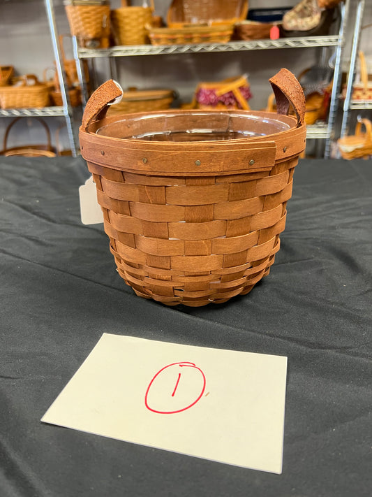 Longaberger Small Fruit Basket with protector