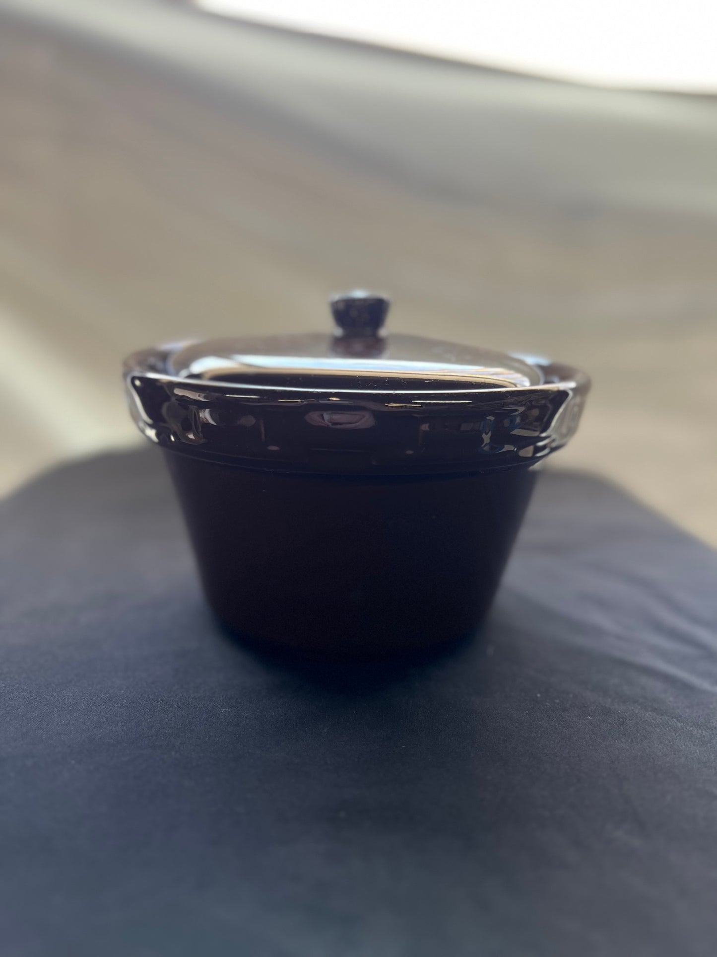 Longaberger Small Pottery Dish with Lid in Chocolate