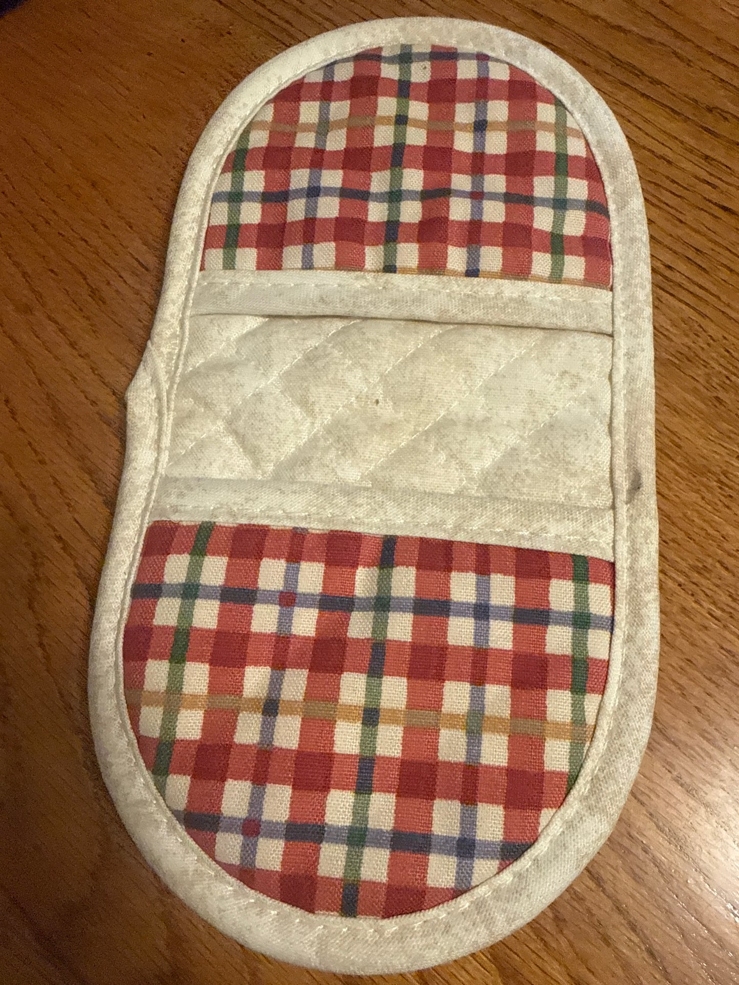 Longaberger pot holder in cherry red plaid / fruit medley