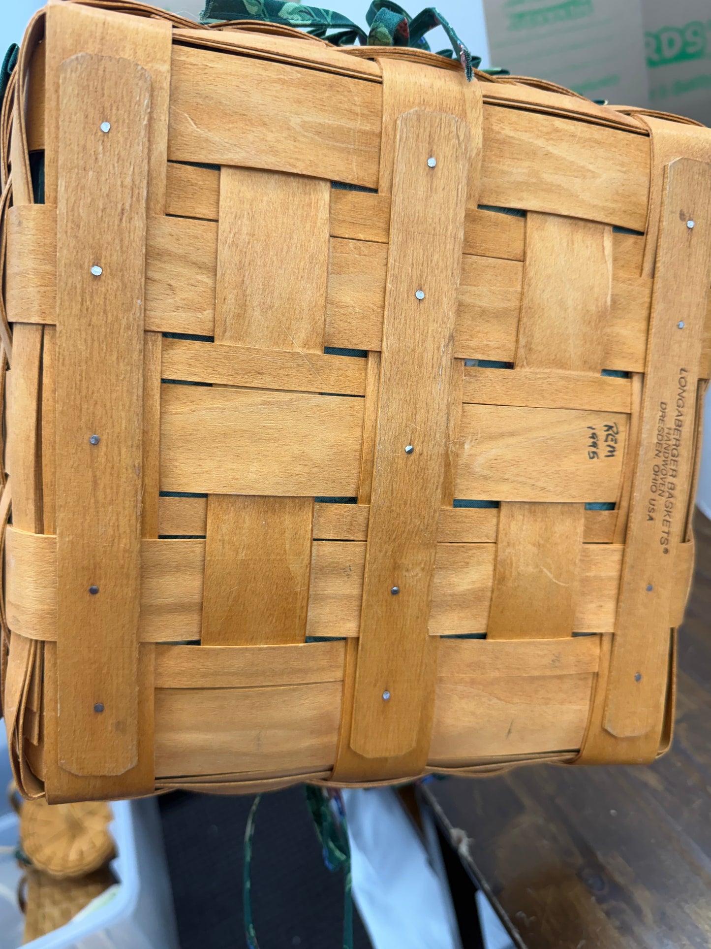 Longaberger pie basket with liner and protector