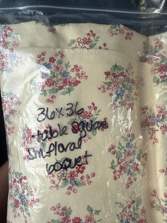 Longaberger 36x36 Table Square Sm Floral Boquet