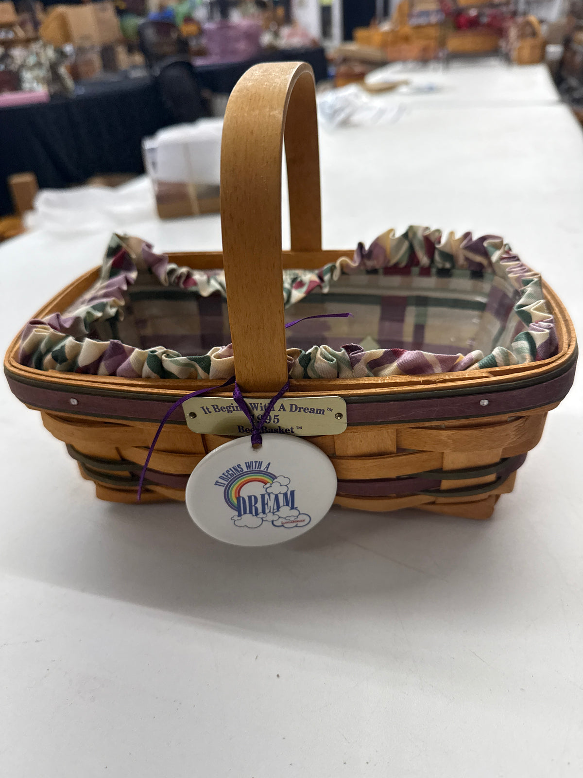 Longaberger 1996 bee basket with liner, protector, and tie on