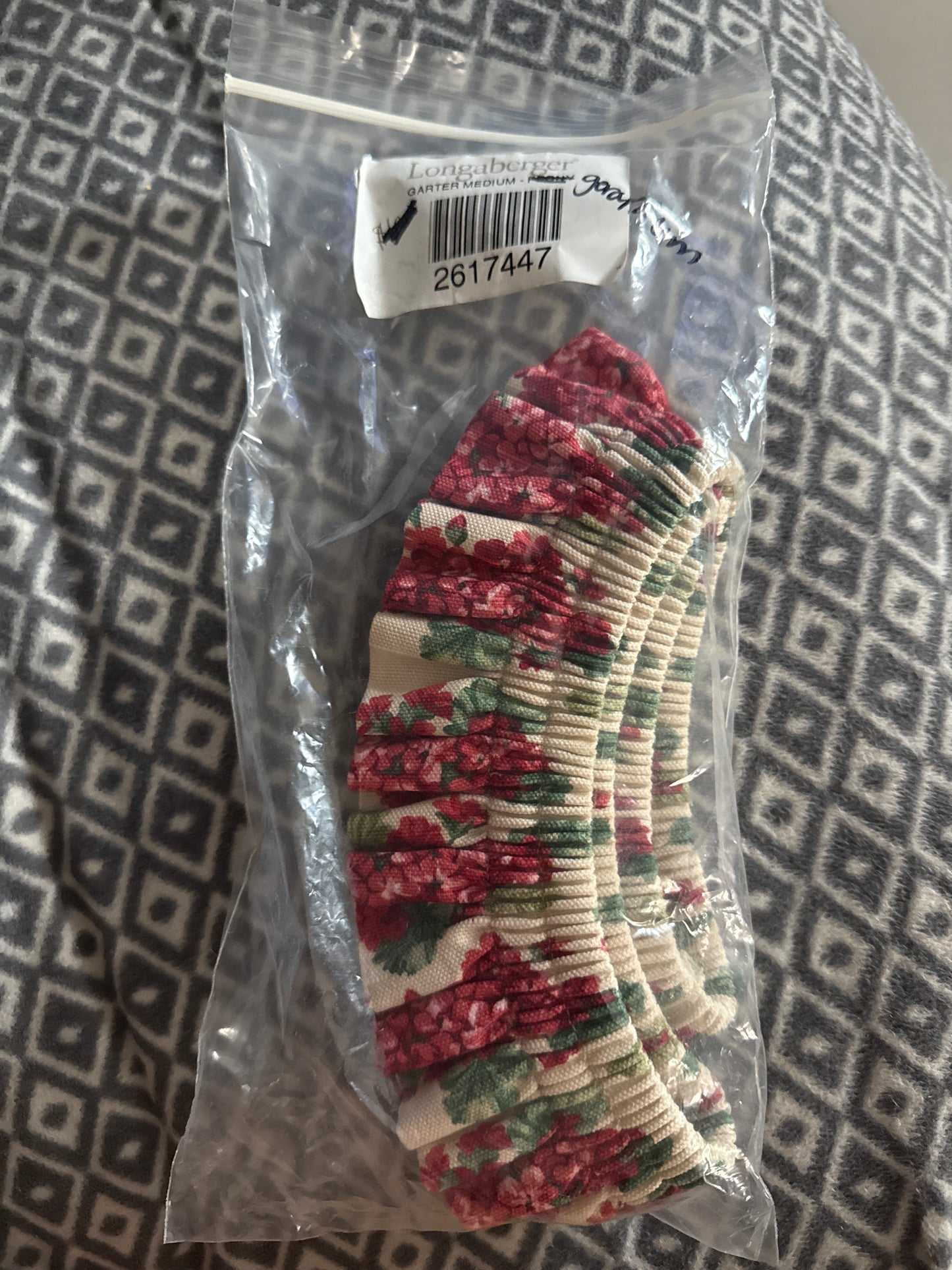 Longaberger Medium Garter in Geranium