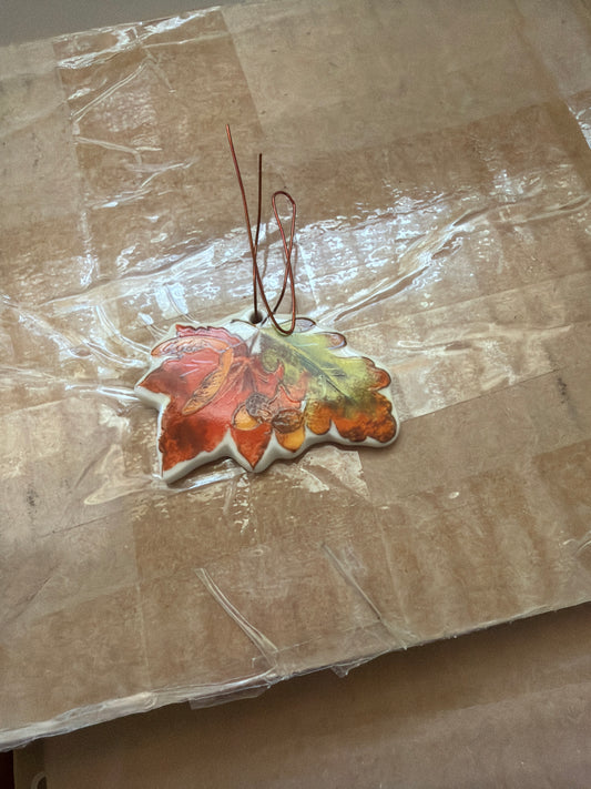 Longaberger 2007 Fall Foliage Tie-On, No box