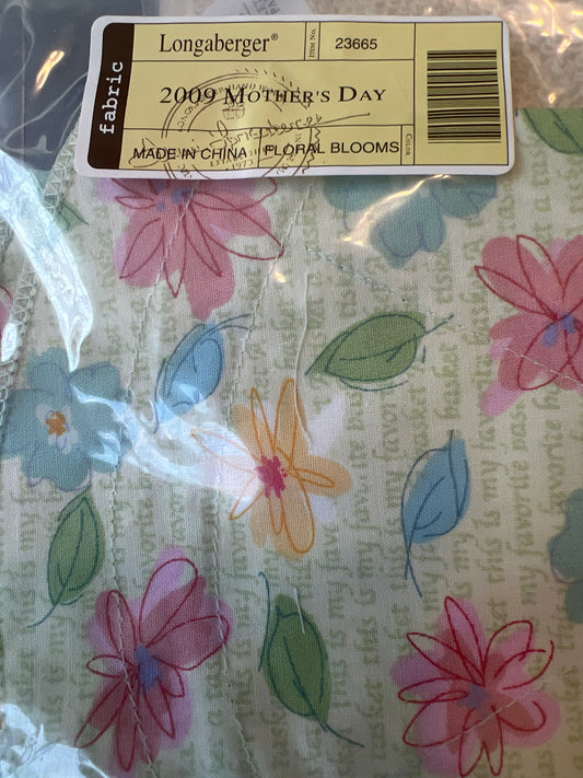 Longaberger 2009 Mother’s Day liner in floral blooms