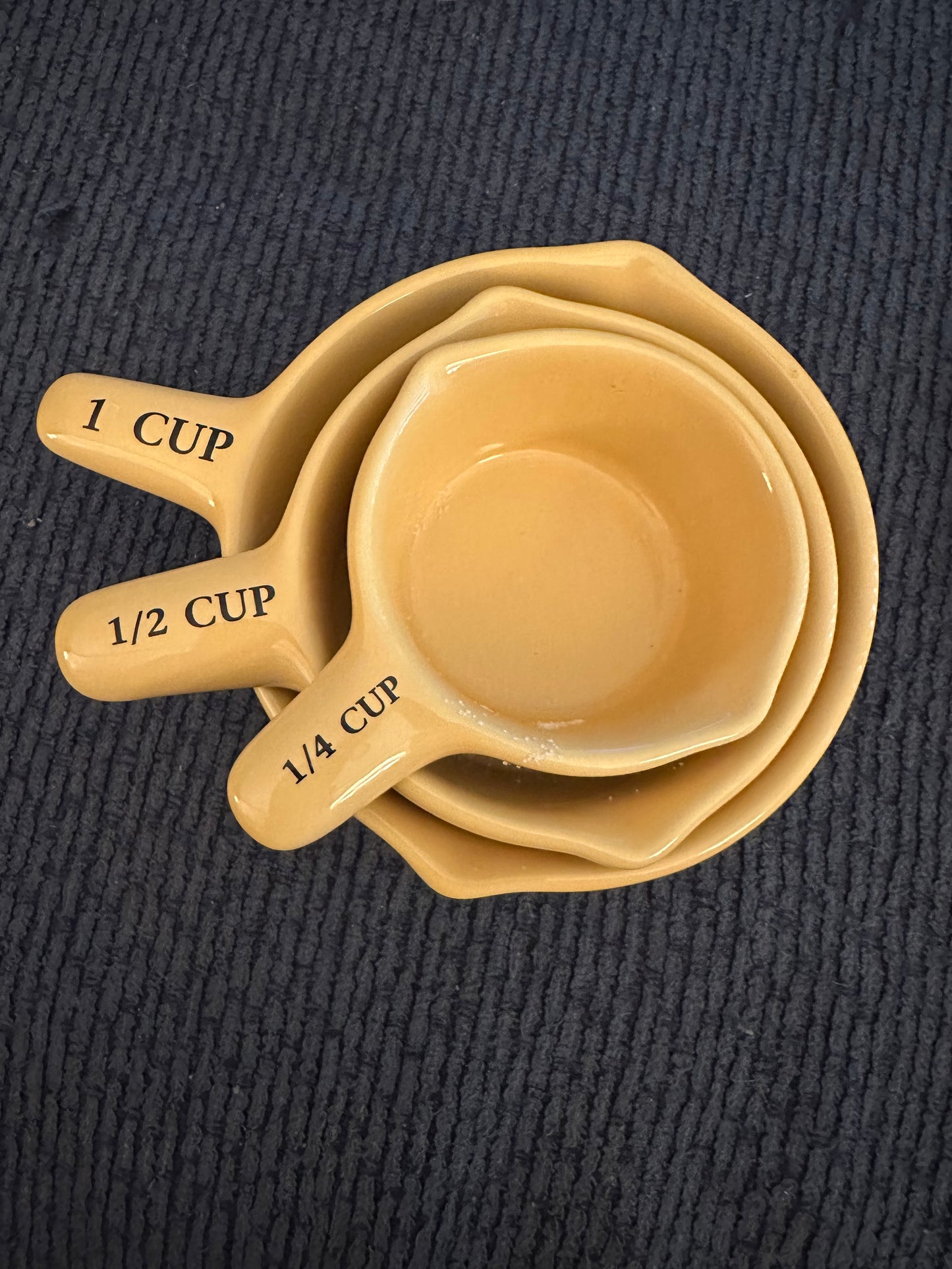 Longaberger Measuring Cups in Butternut