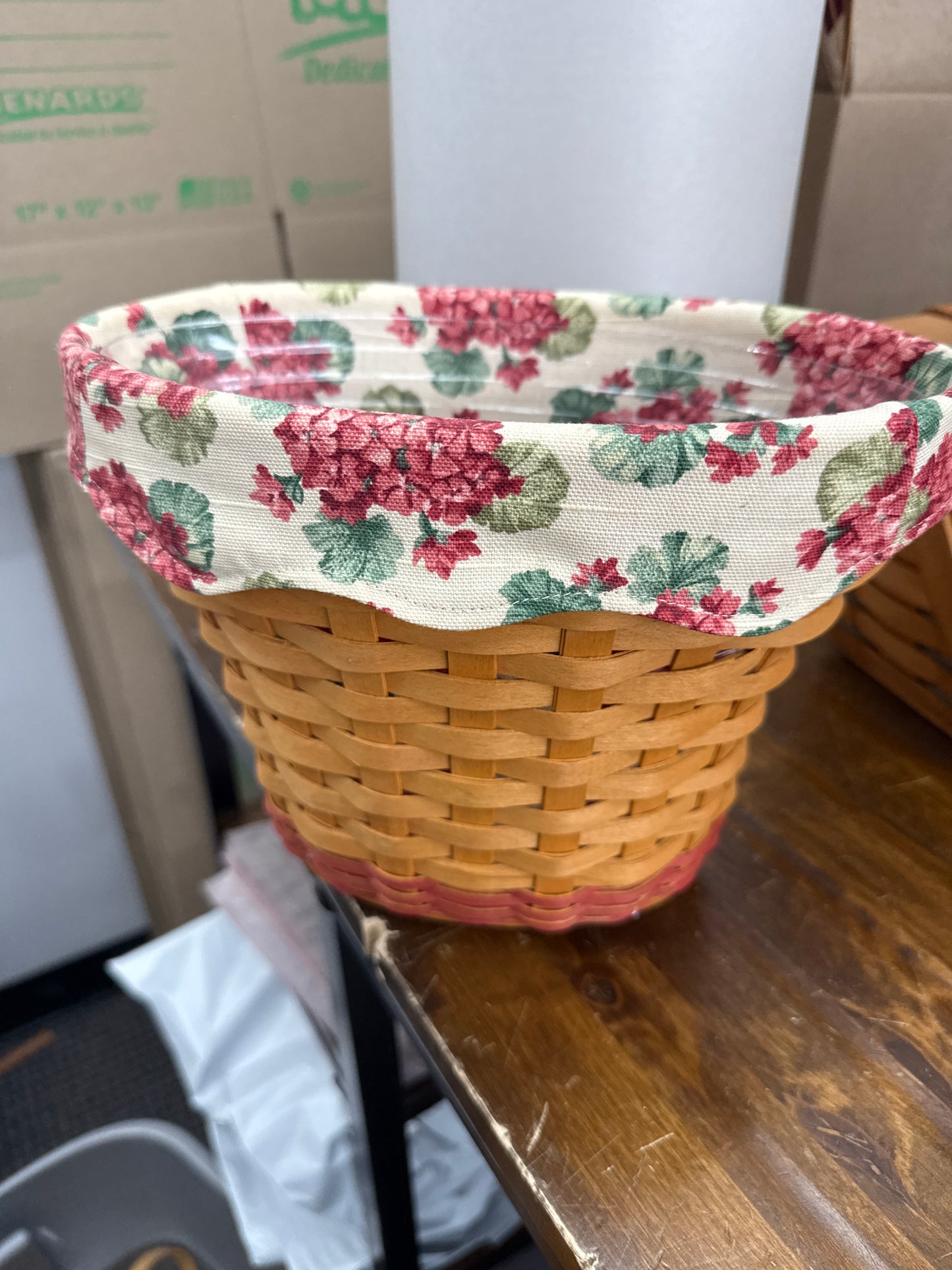 Longaberger geranium basket with liner and protector