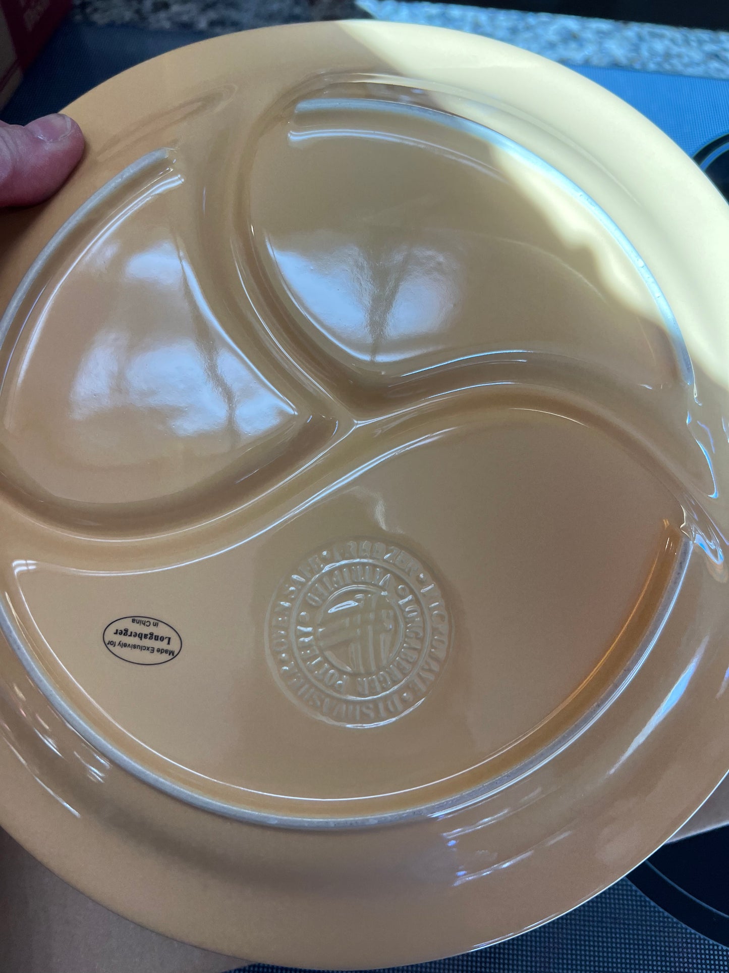 Longaberger divided plate in butternut