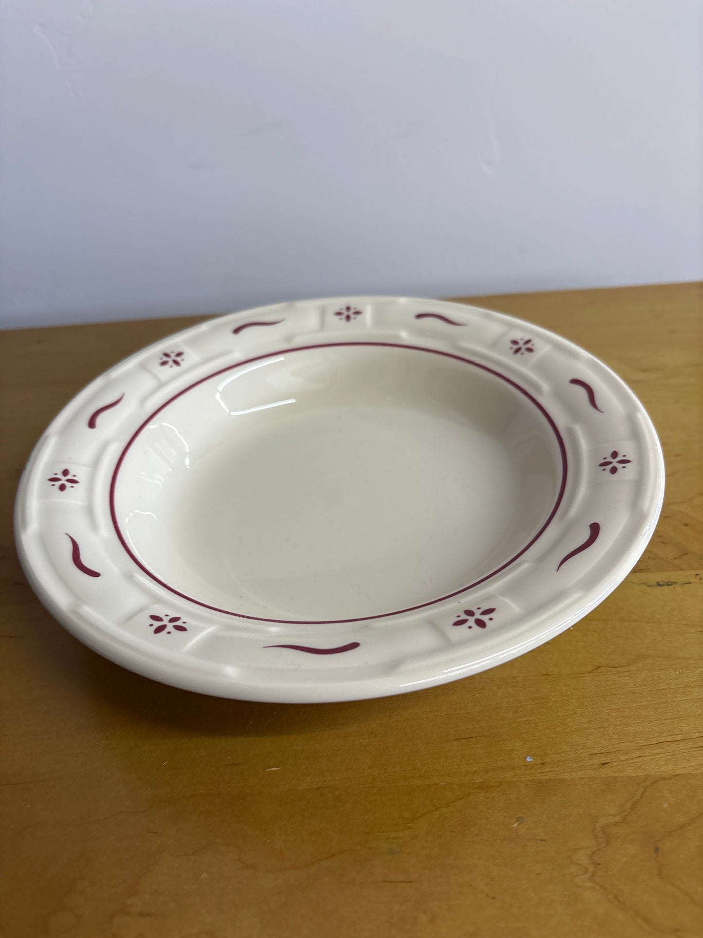Longaberger 8” rimmed Soup/Salad Bowl in Traditional Red