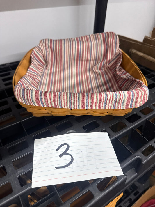 Longaberger picnic pal basket with liner