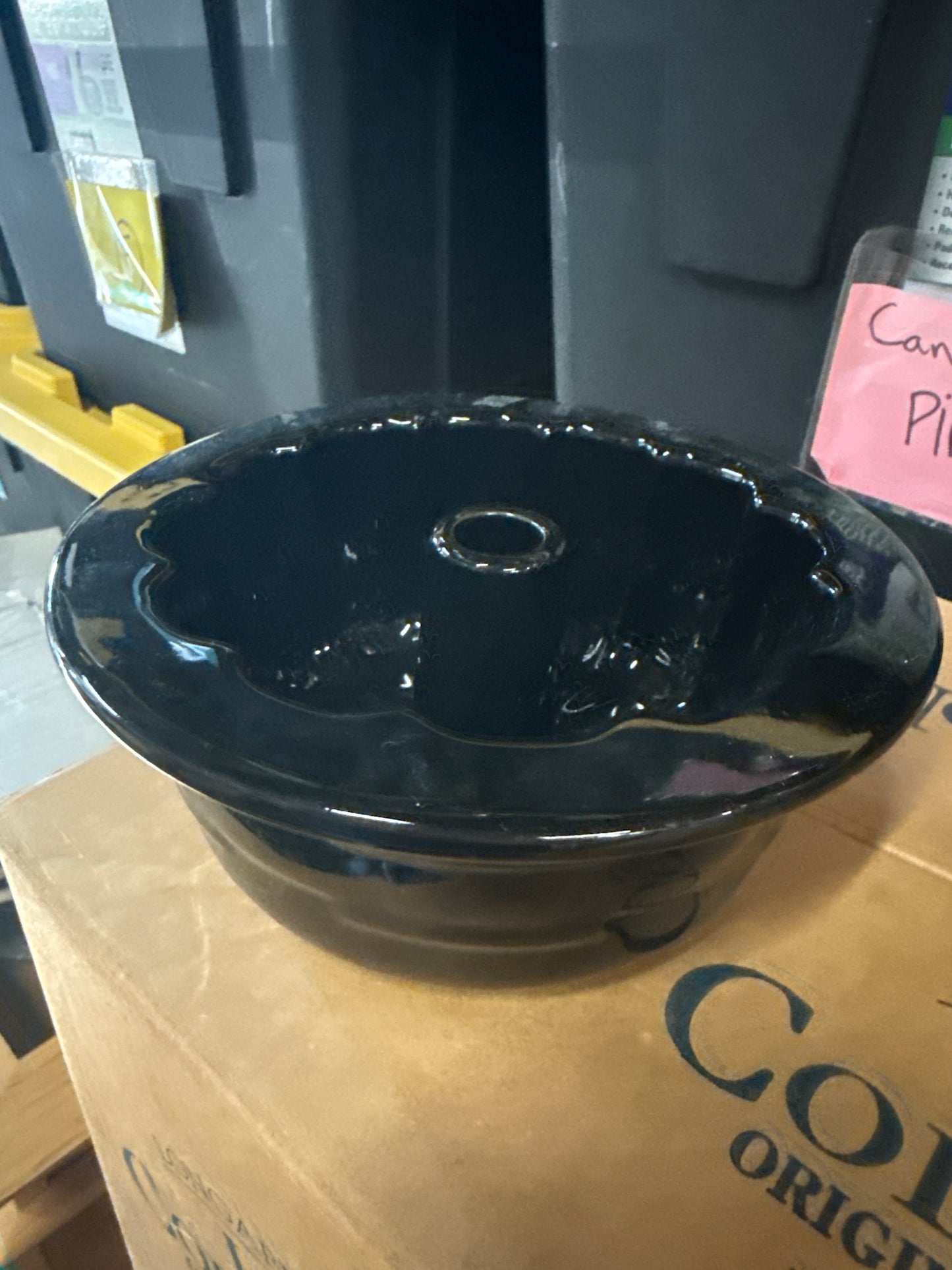 Longaberger single Bundt in ebony