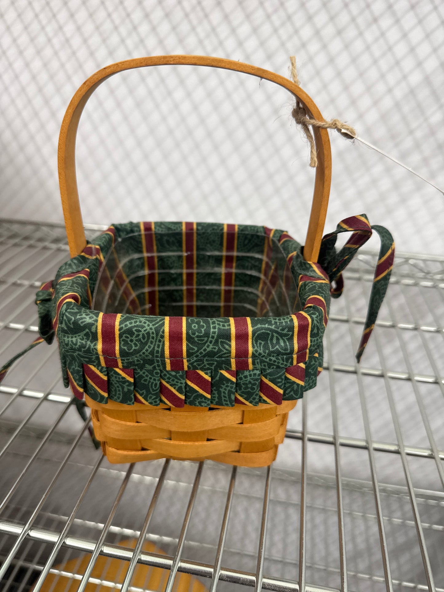 Longaberger small peg basket with liner and protector