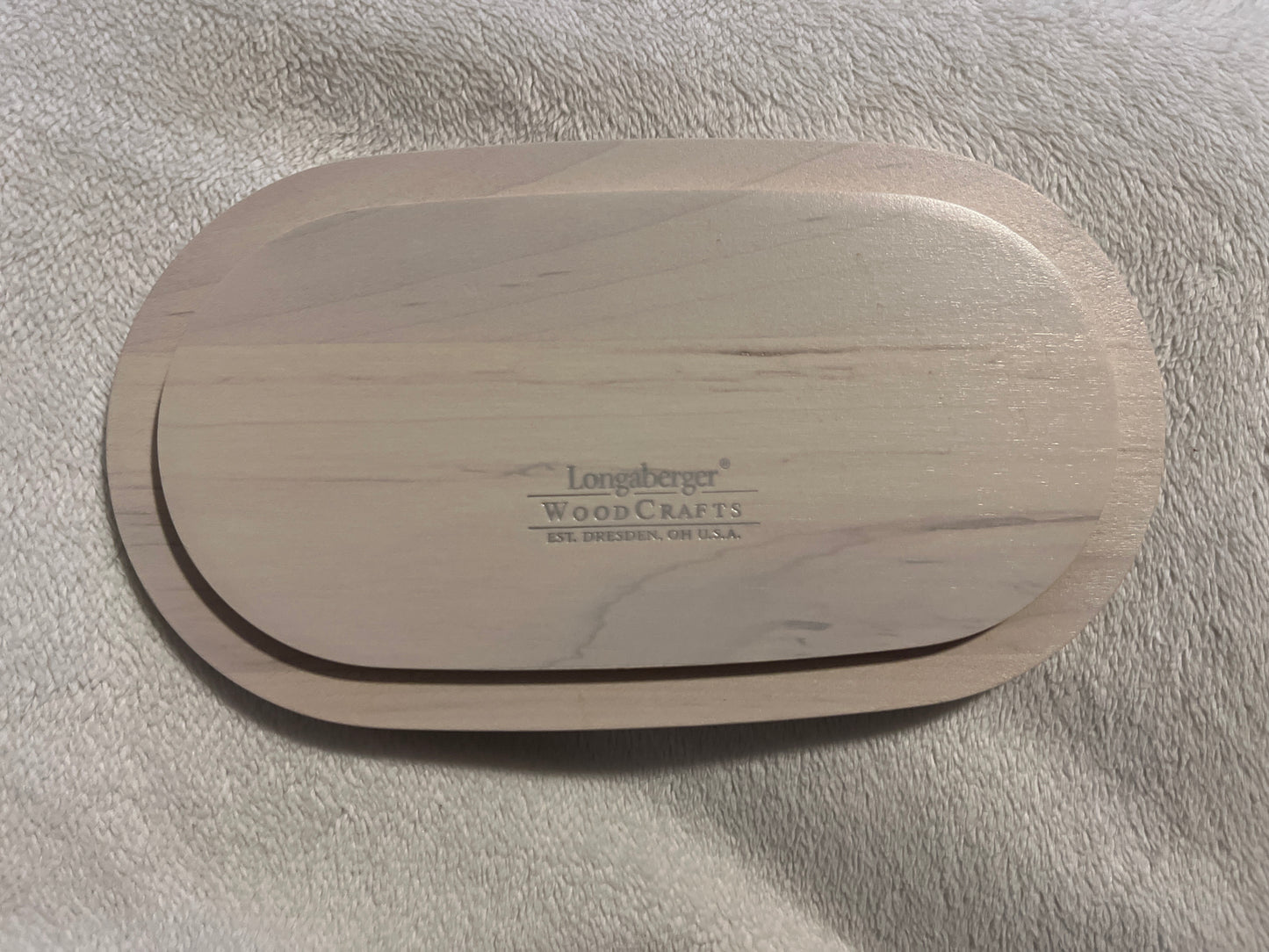Longaberger 6.75”x3.75” ovular lid - white with blue ribbon design