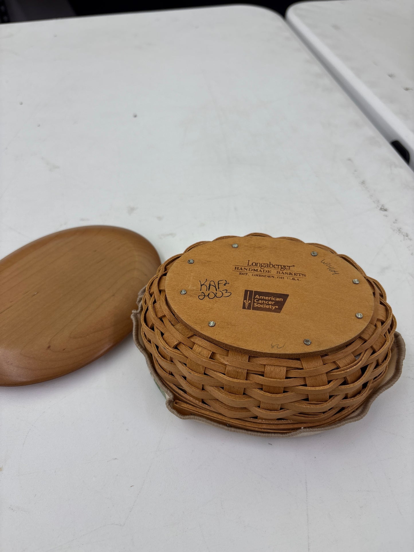 Longaberger 2003 Horizon of Hope basket with liner, protector and lid warm brown