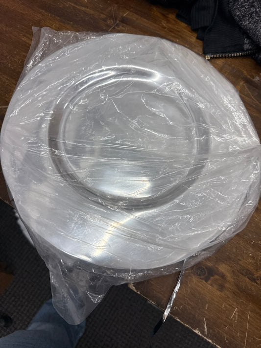 Homestead metal charger plate