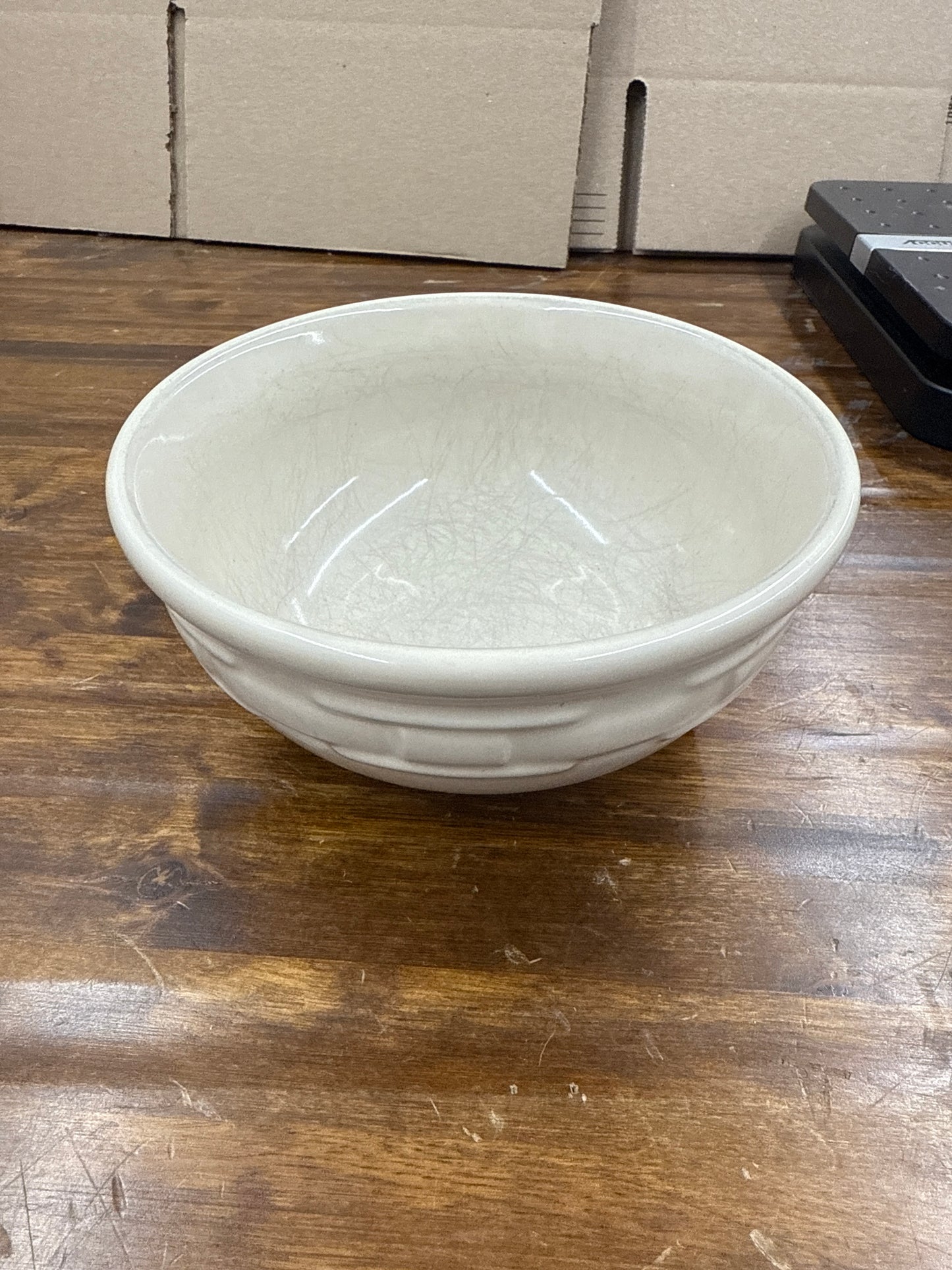 Longaberger small ivory cereal bowl (has scratches)