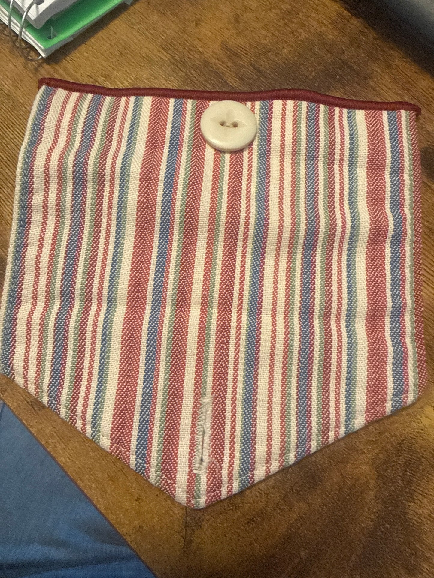 Homestead market stripe handle gripper