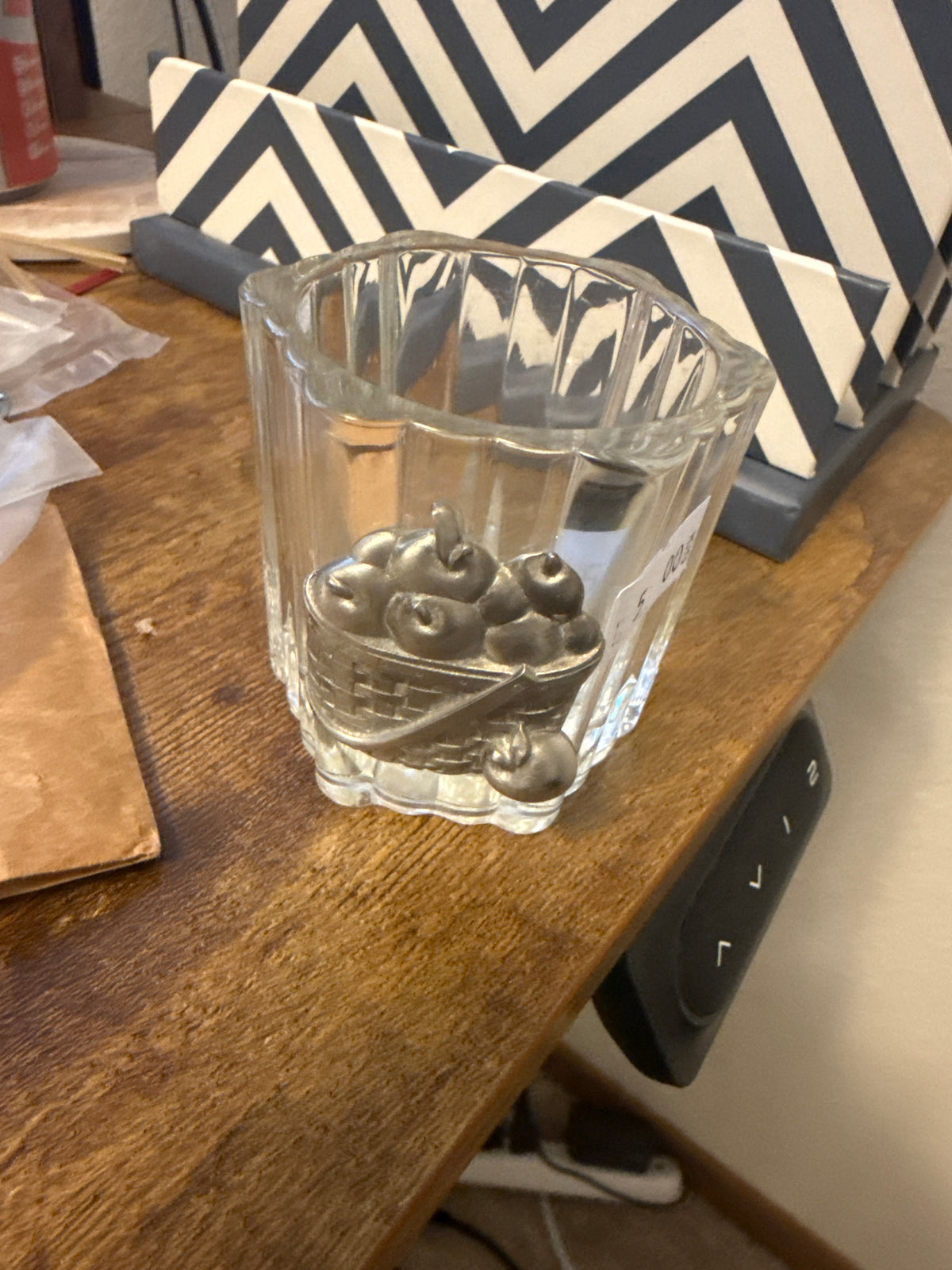 Homestead votive holder with pewter basket decor