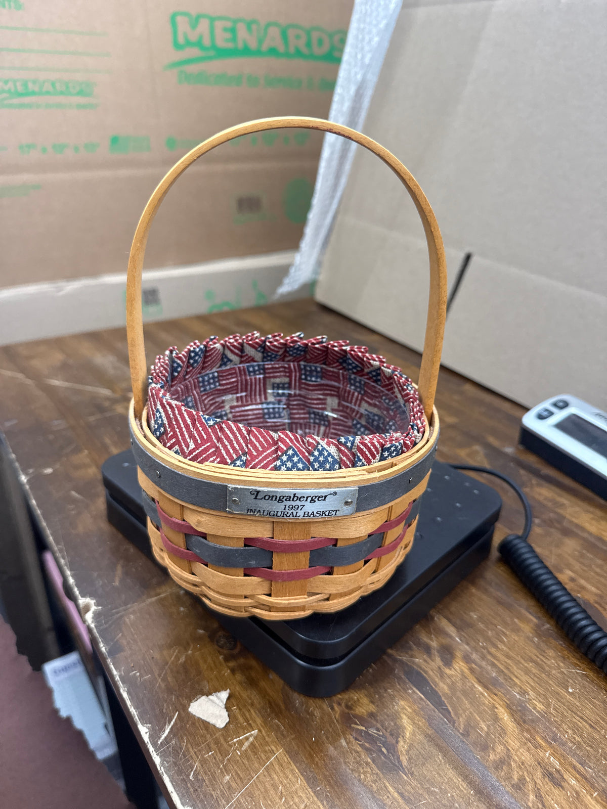 Longaberger 1997 inaugural basket with liner and protector