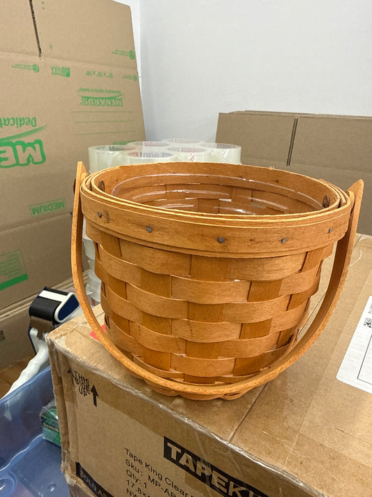 Longaberger small fruit basket with protector