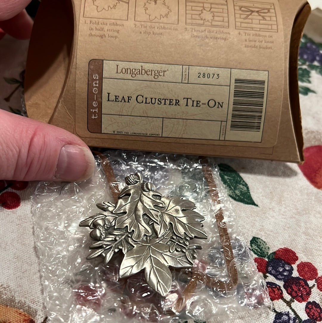 Longaberger leaf cluster tie on