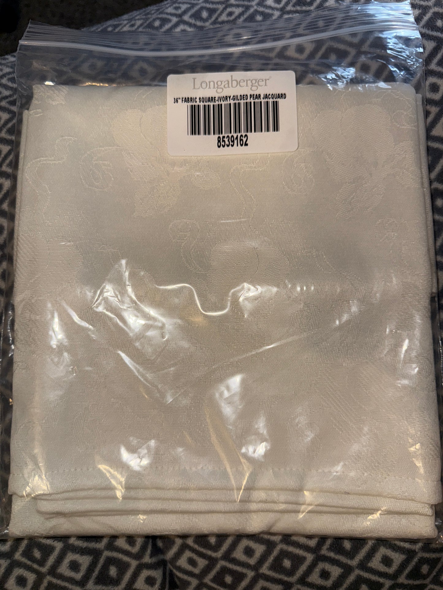 Longaberger 36 table square in ivory gilded pear jacquard