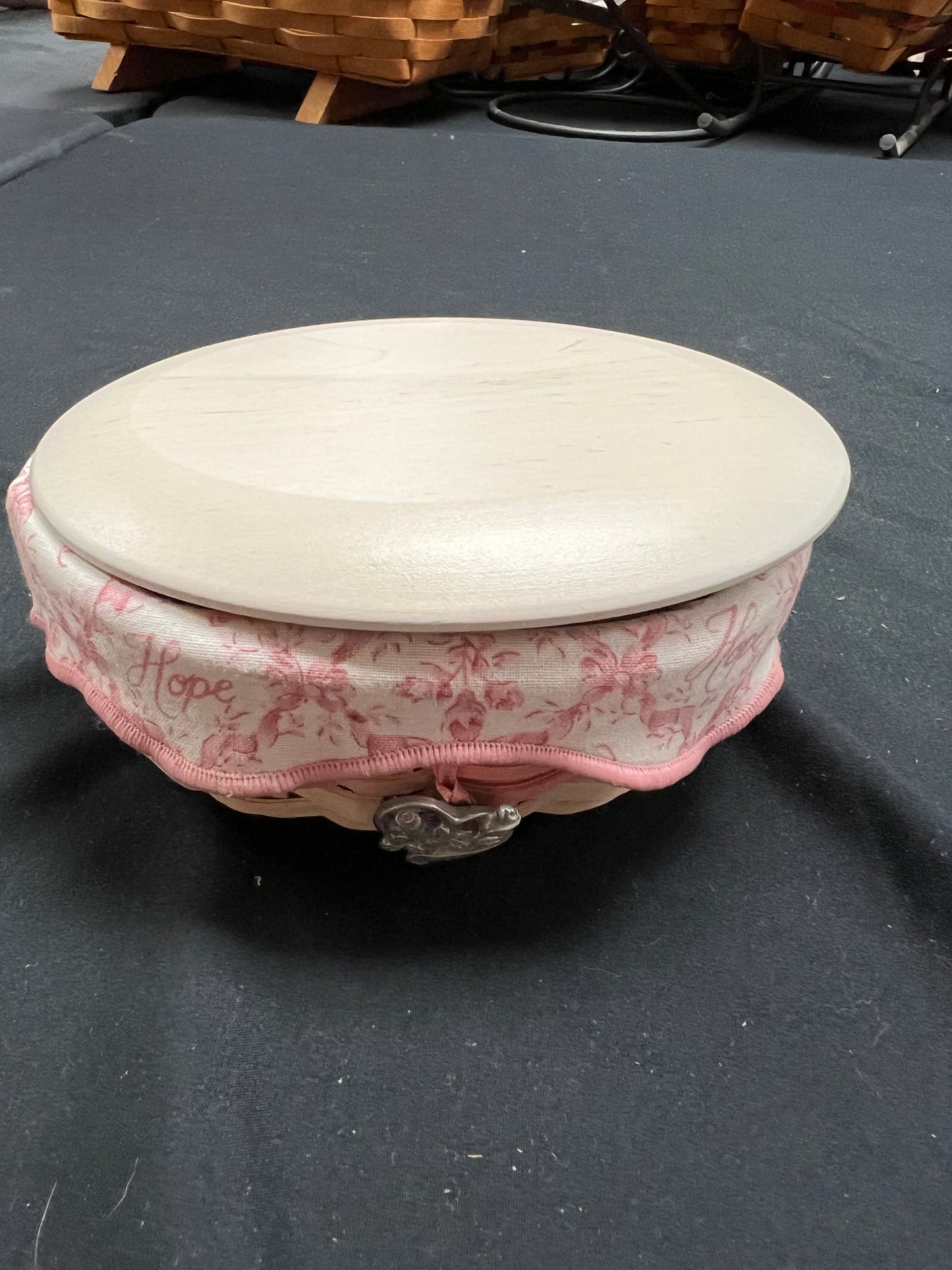 Longaberger whitewashed 2003 horizon of hope basket with protector, notepad and tie on & liner