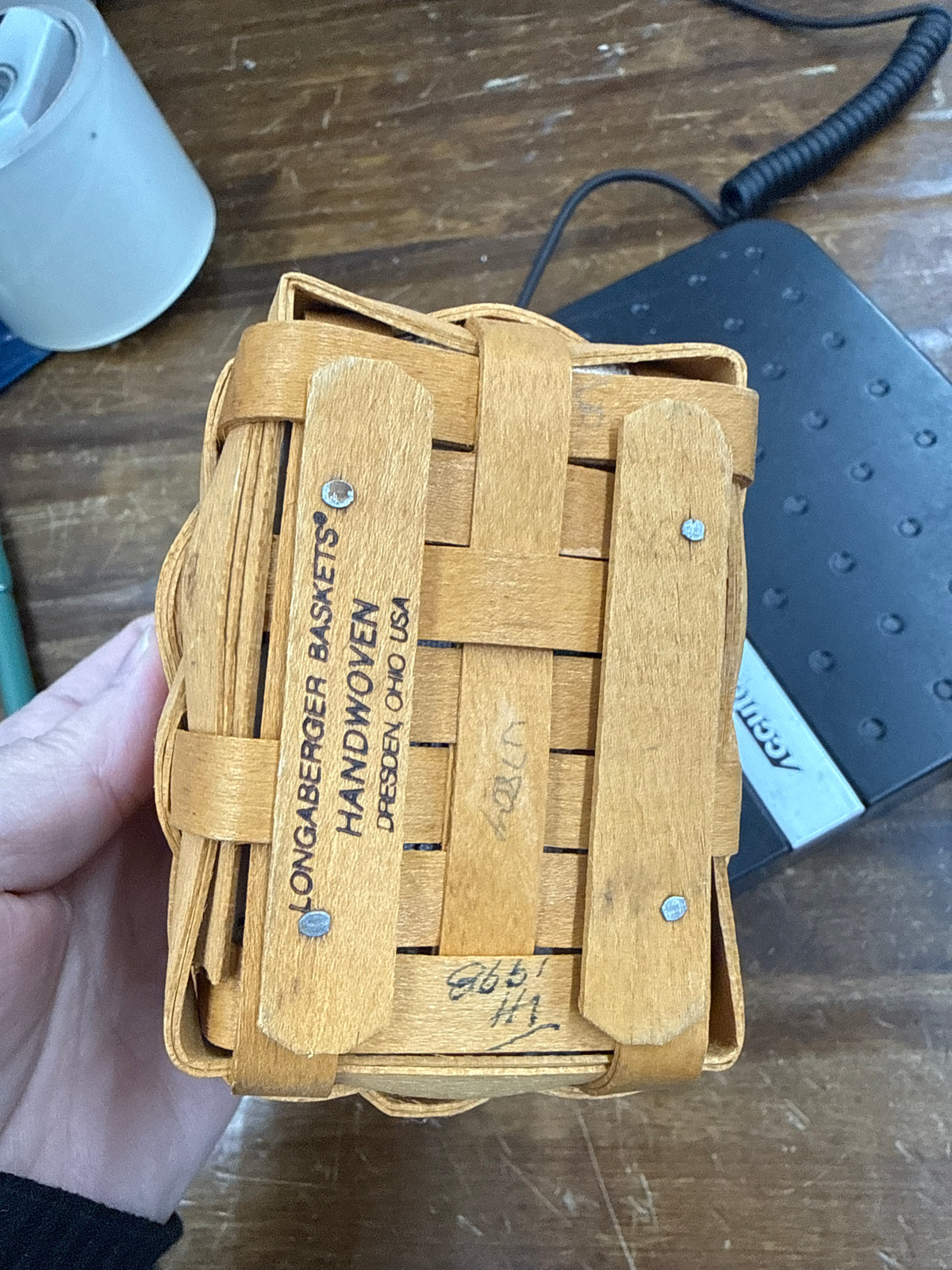 Longaberger oregano basket with liner and protector