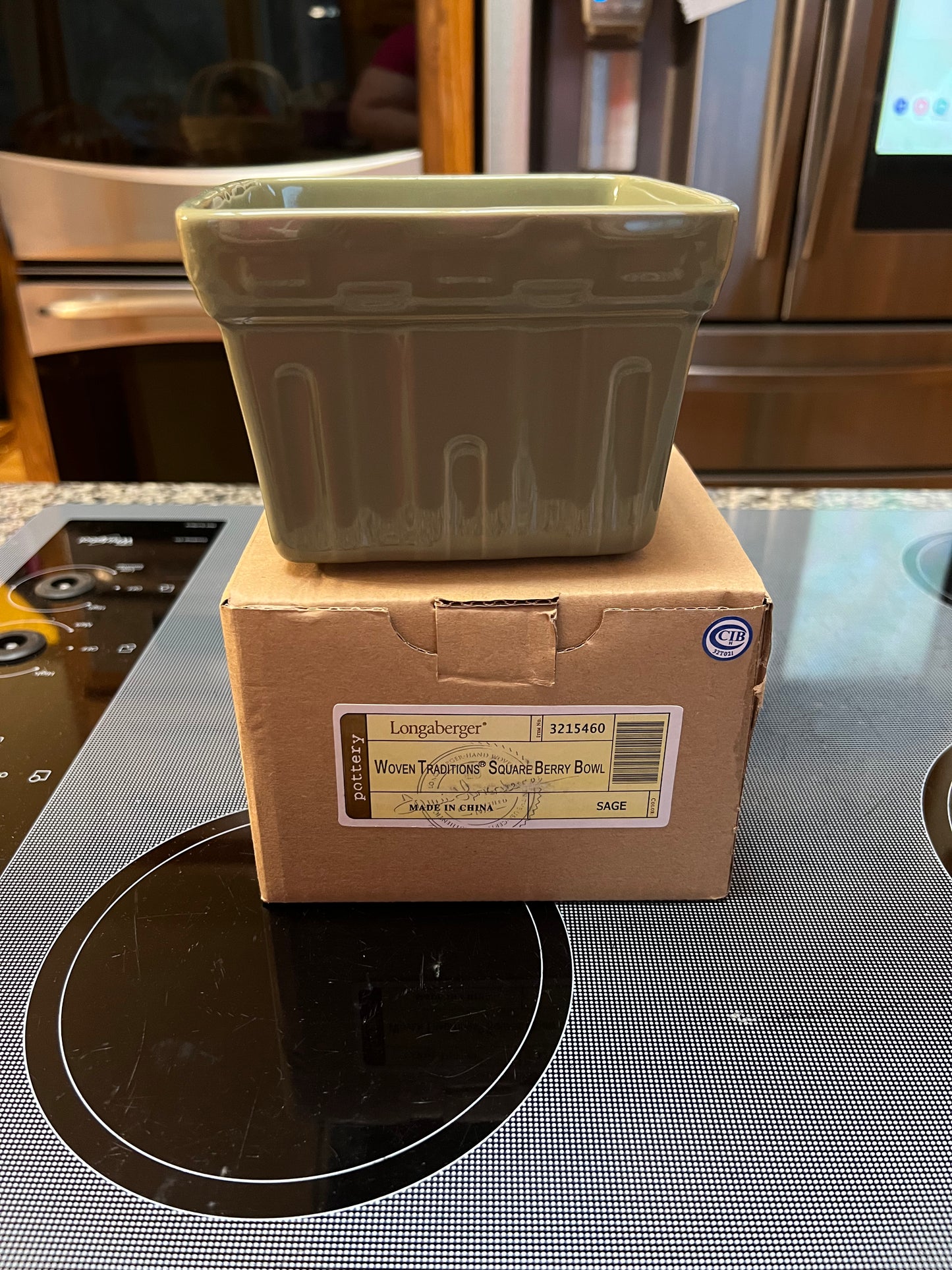 Longaberger square berry bowl in Sage