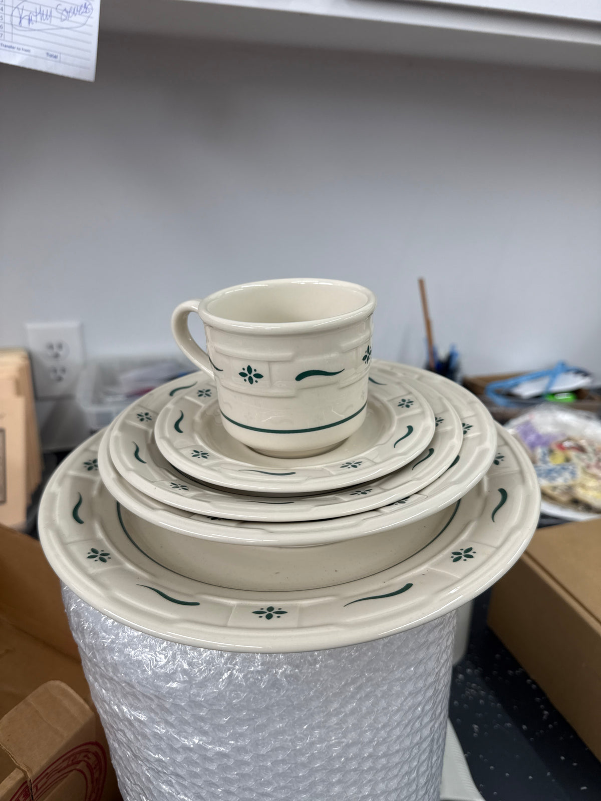 Longaberger 5 piece place setting in heritage green (dinner plate, bread/butter plate, soup bowl, teacup and saucer
