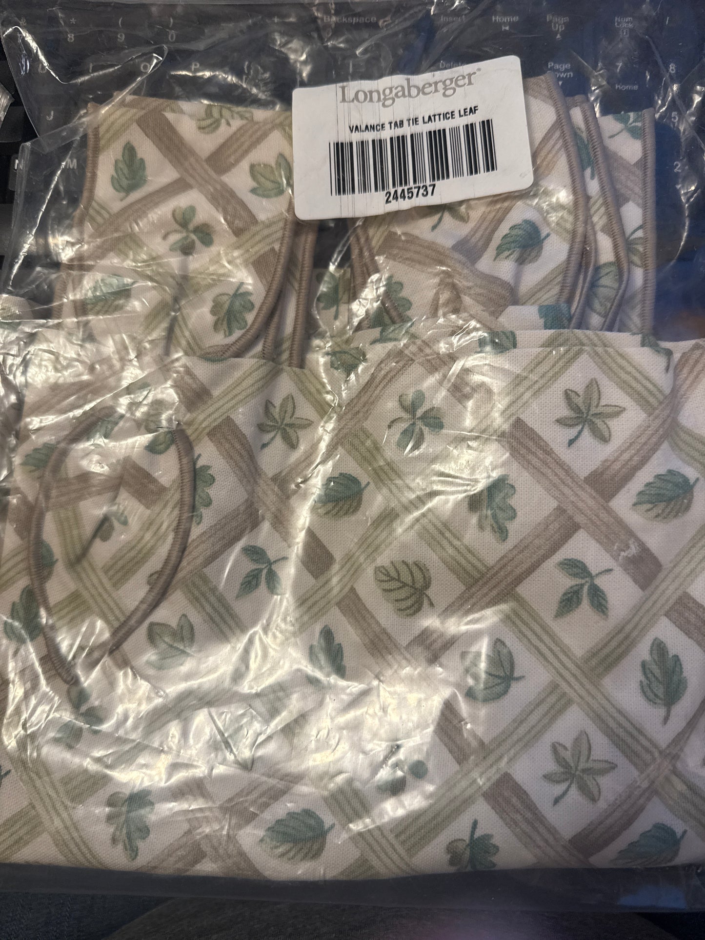 Longaberger valance tab tie in lattice leaf