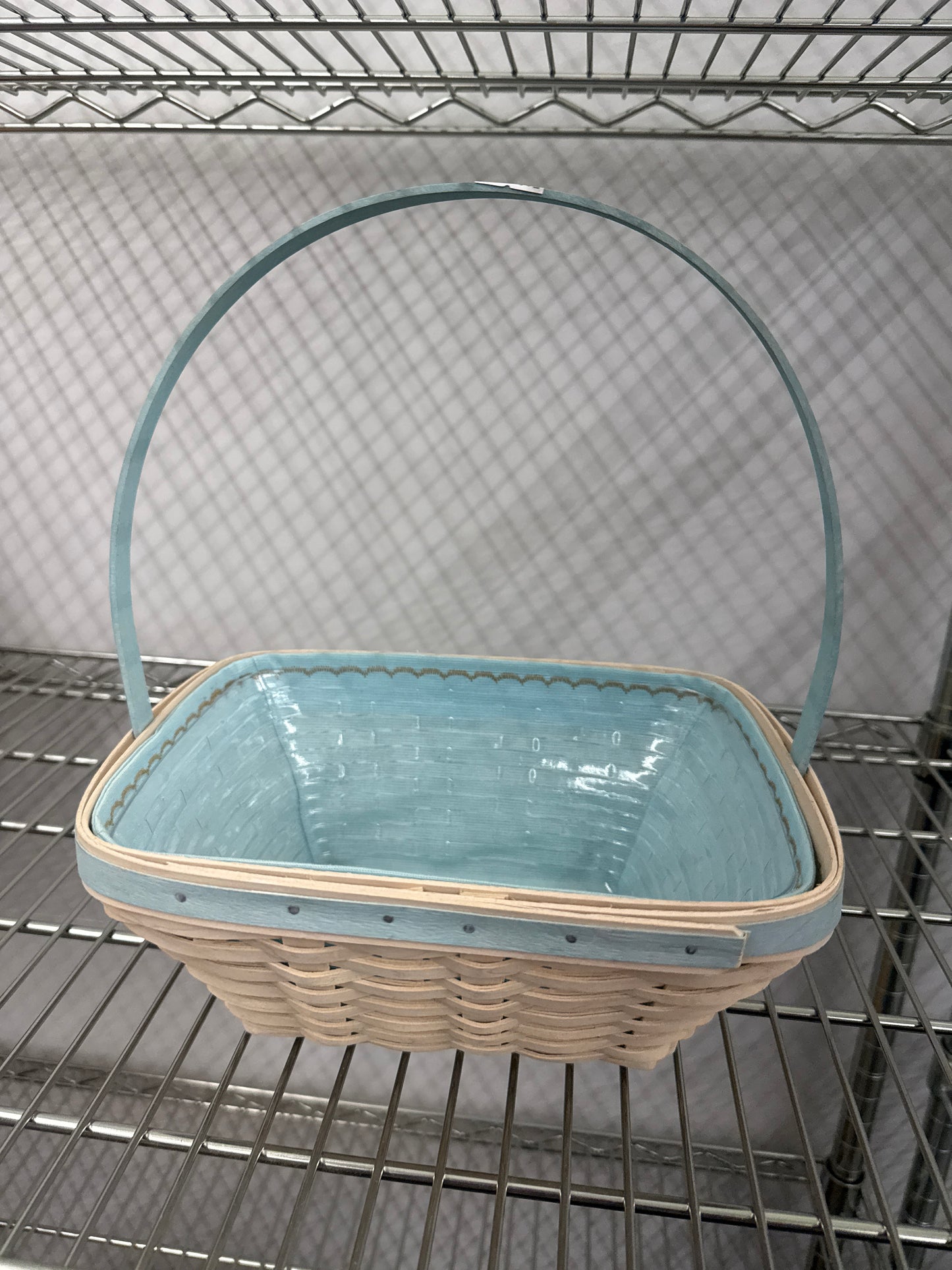 Longaberger 2093 Easter basket with liner and protector