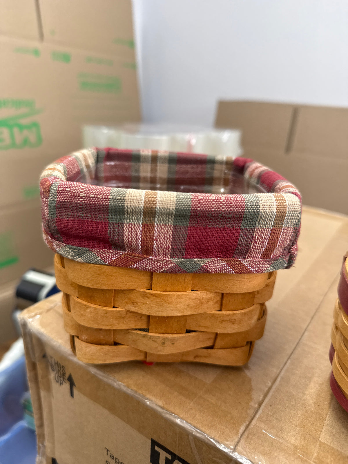 Longaberger teaspoon basket with liner and protector