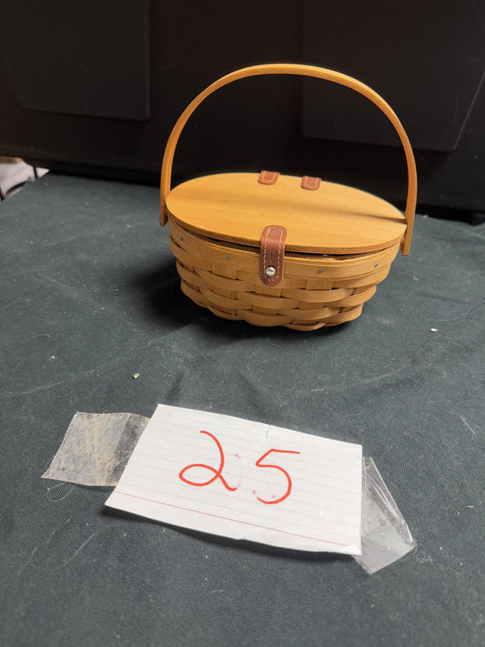 Longaberger oval kiddie purse