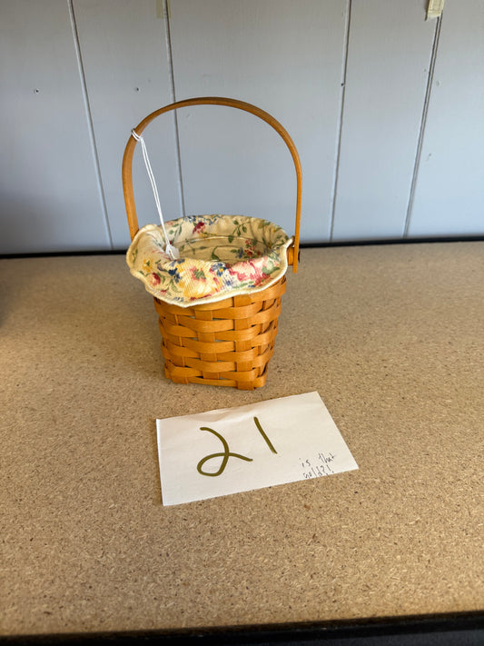 Longaberger 2002 horizon of hope with liner and protector