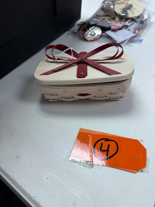 Longaberger gift of live with liner, protector, and lid