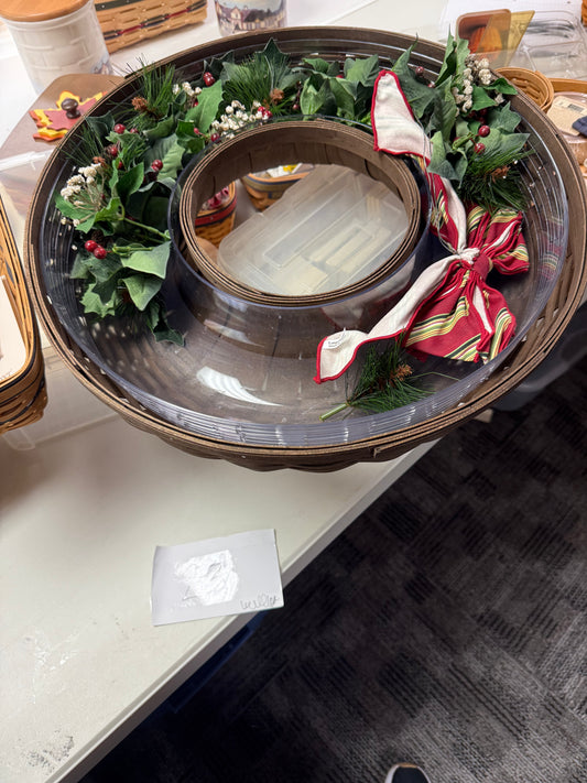 Longaberger wreath with protector