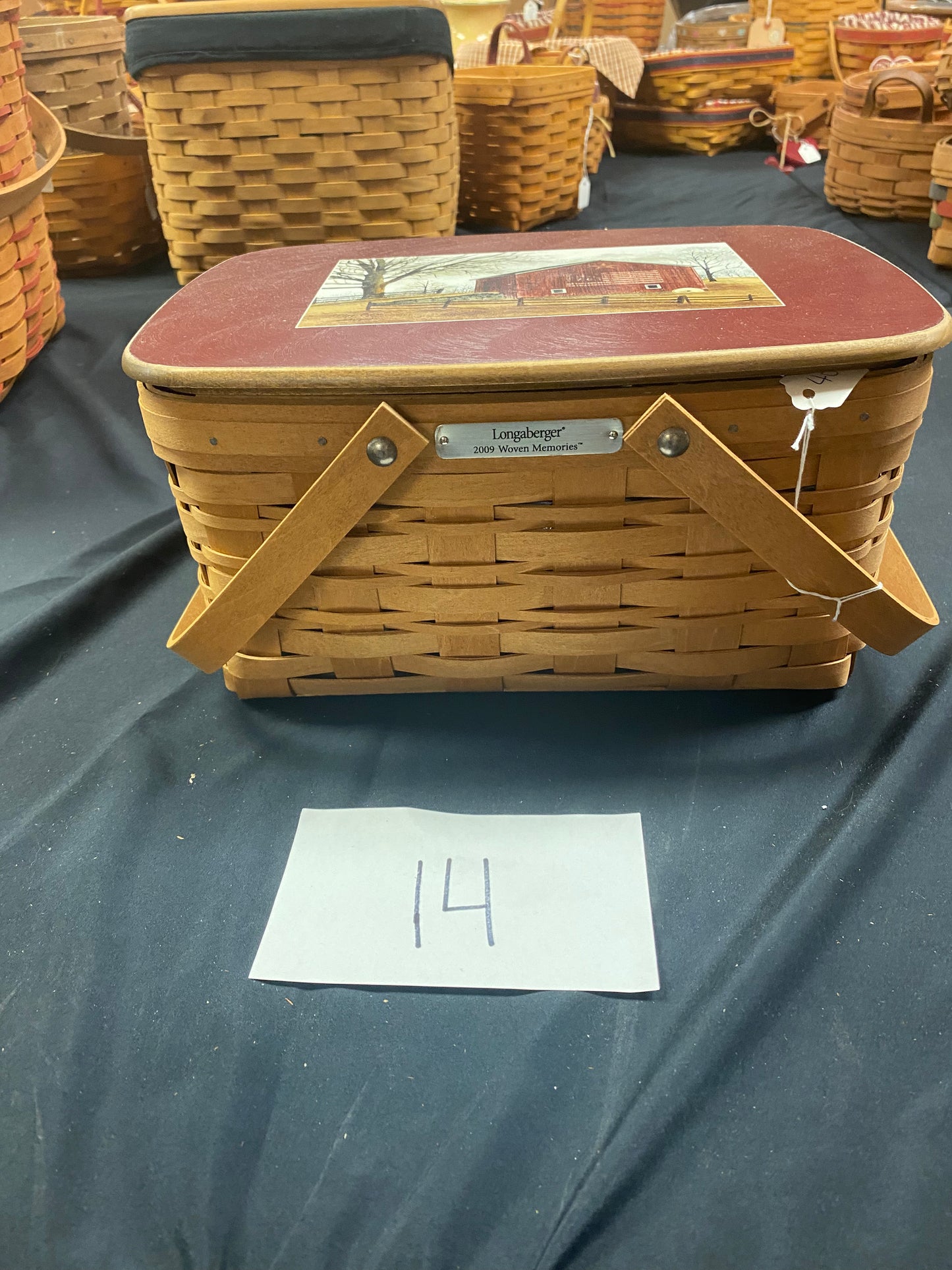 Longaberger 2009 woven memories basket with protector and lid