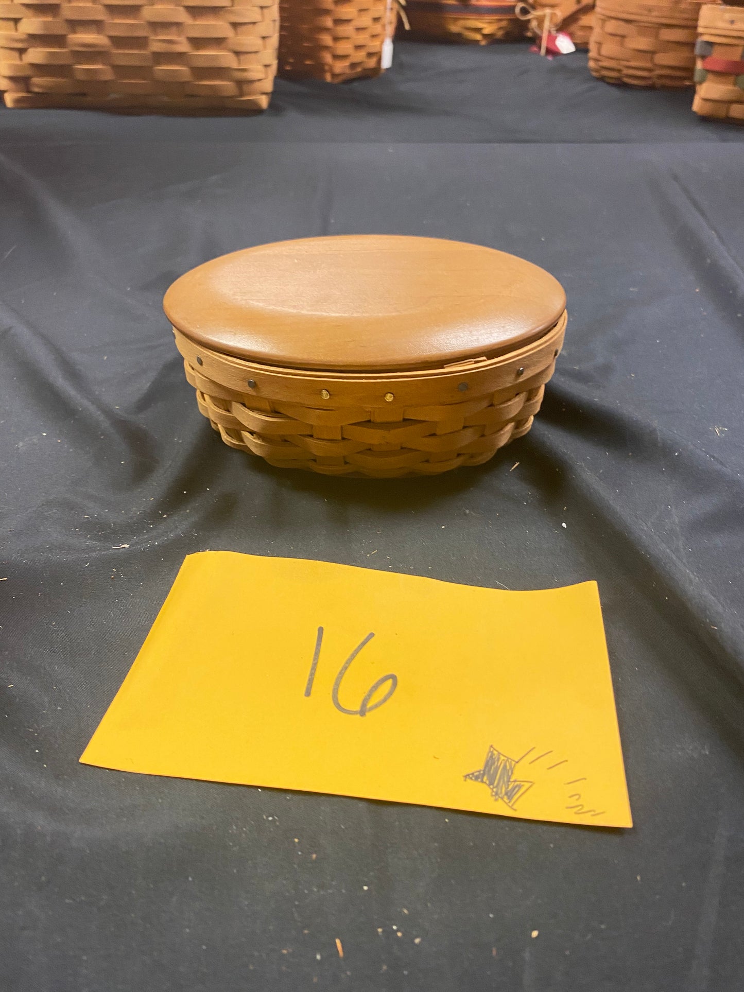 Longaberger 2004 horizon of hope basket with lid and notepad