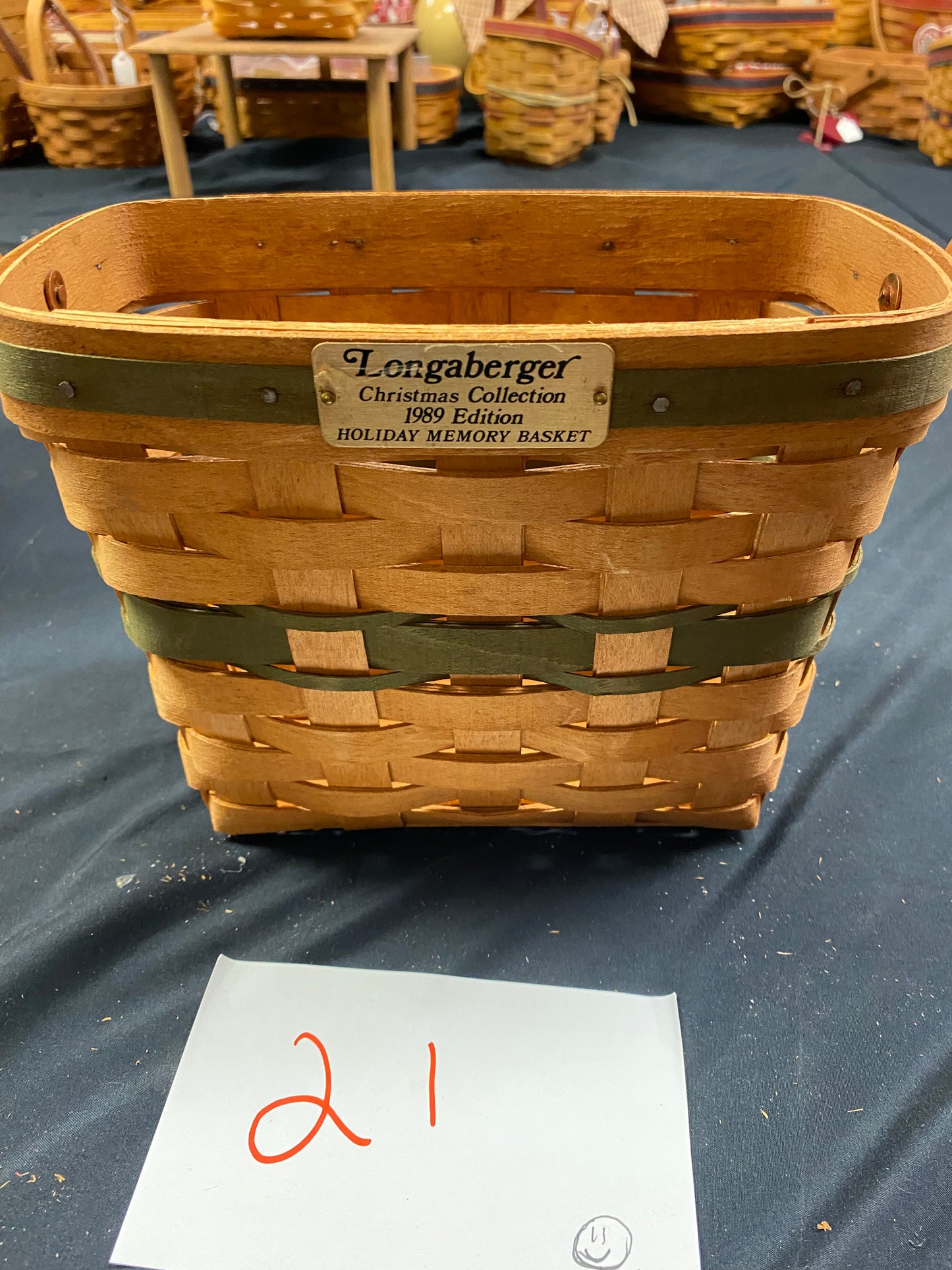 Longaberger 1998 holiday memory basket