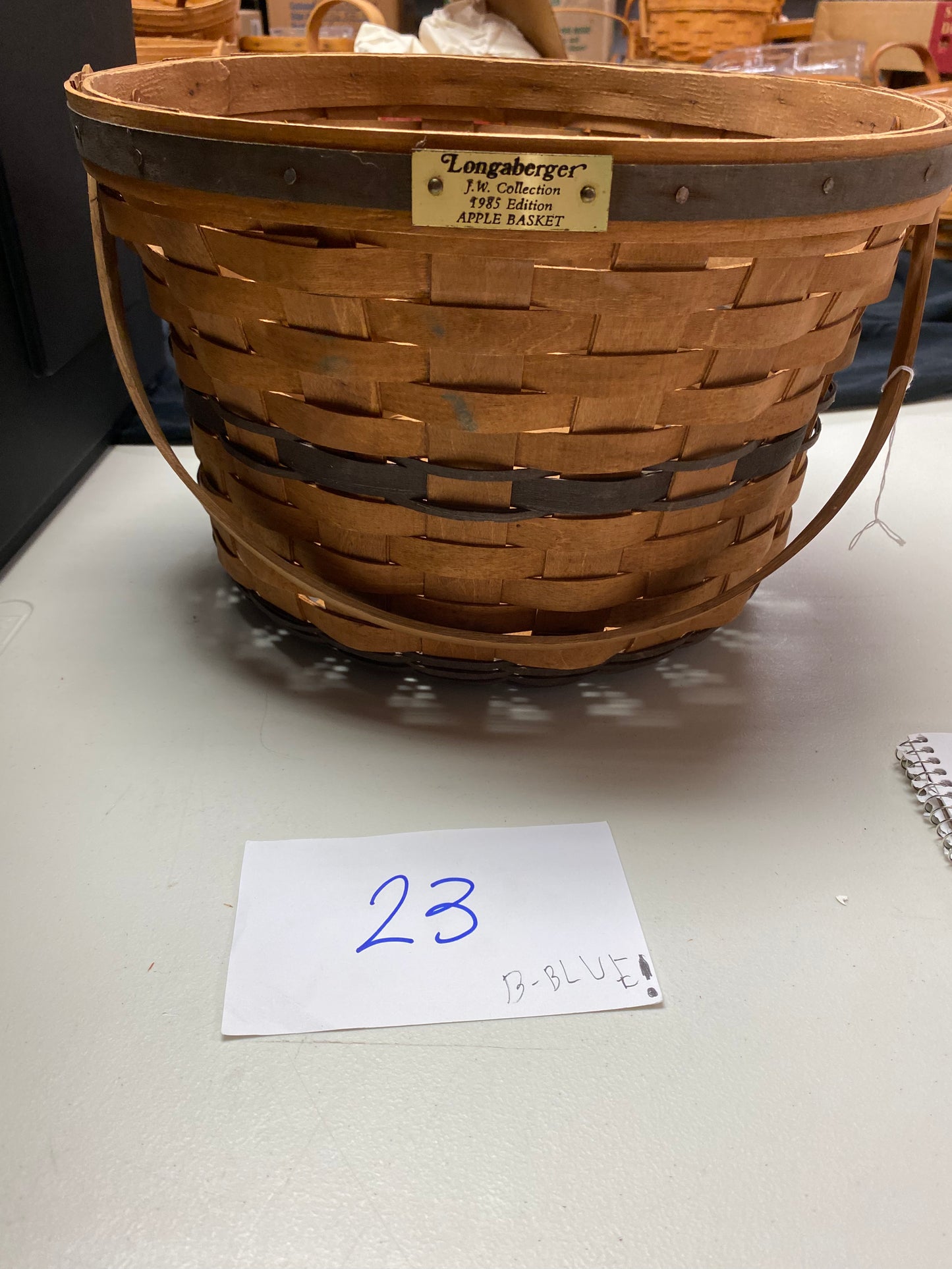 Longaberger 1985 Apple basket