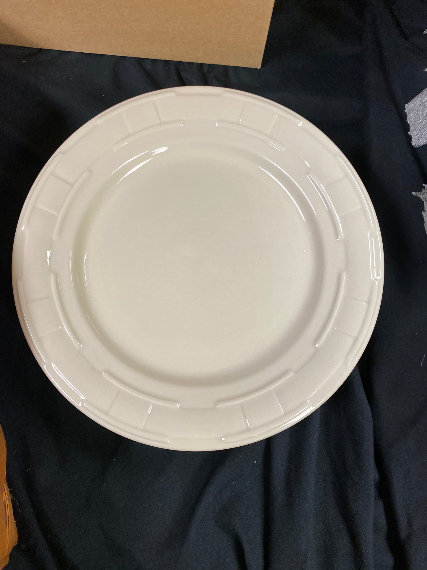 Longaberger luncheon plate in ivory (2nd)